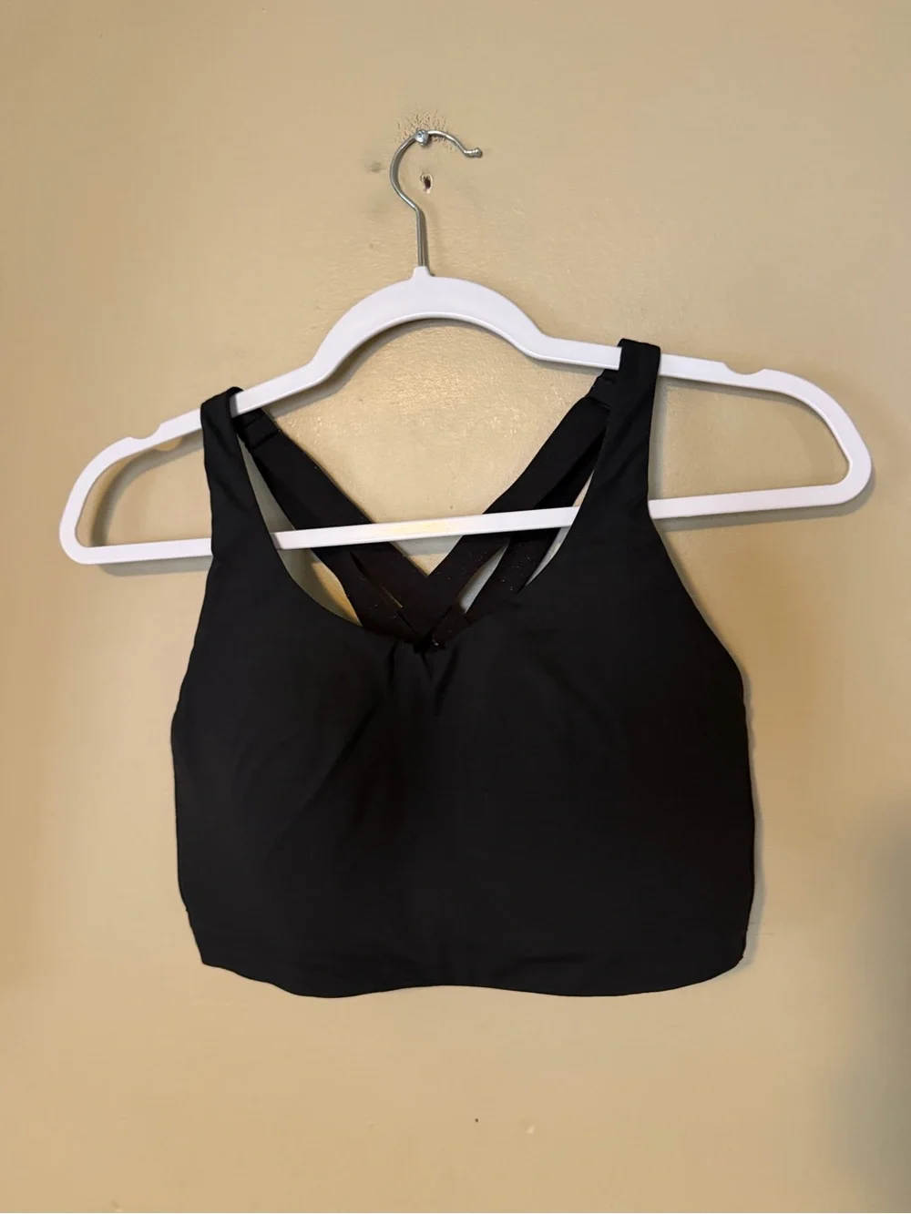 lululemon athletica Energy Bra in Black